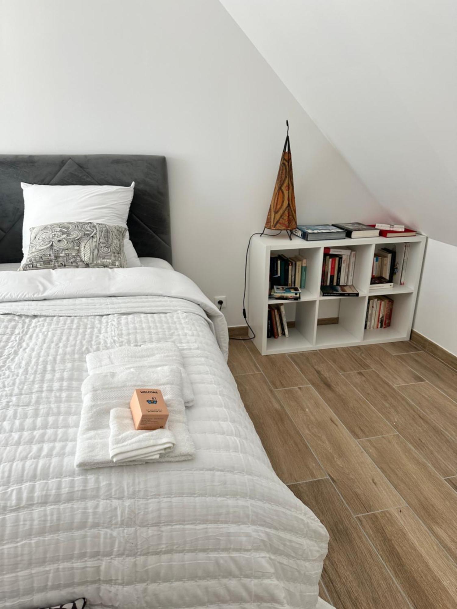 Holiday home Maisons A Dix Minutes Des Plages Saint-Lyphard
